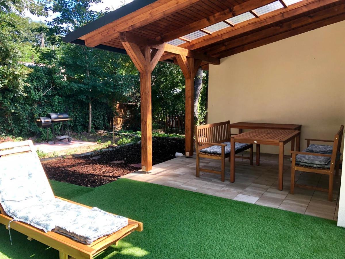 Balaton Wellness Tom Cat Nyaralo 1 Wellness Es 1 Gyermekbarat Apartmannal Kovagoors Buitenkant foto