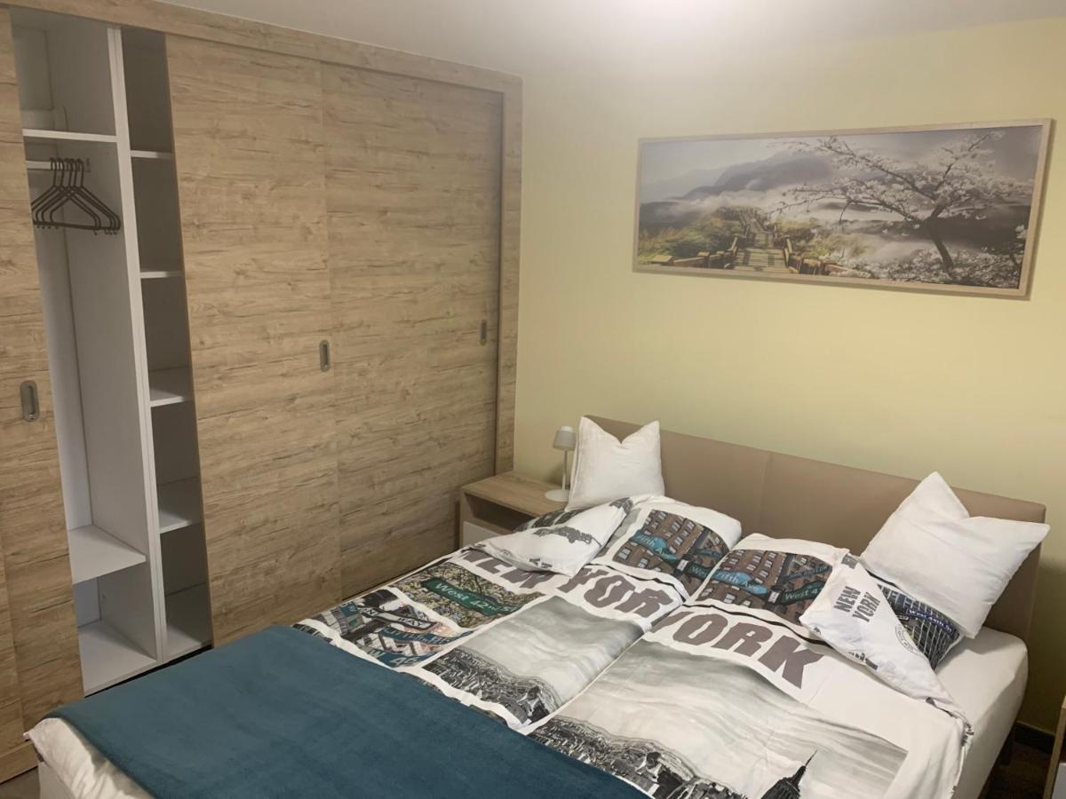 Balaton Wellness Tom Cat Nyaralo 1 Wellness Es 1 Gyermekbarat Apartmannal Kovagoors Buitenkant foto